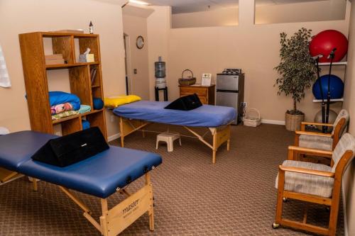 LargeExamRoom_558